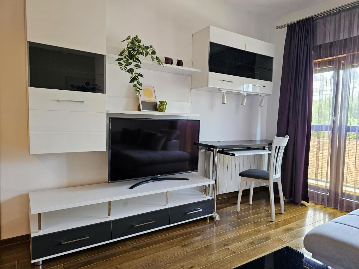 Bright Side Apartment Novi Sad Exterior foto